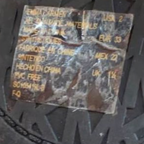 Mk boots in black has a couple scuff marks but cute boots - Picture 4 of 13